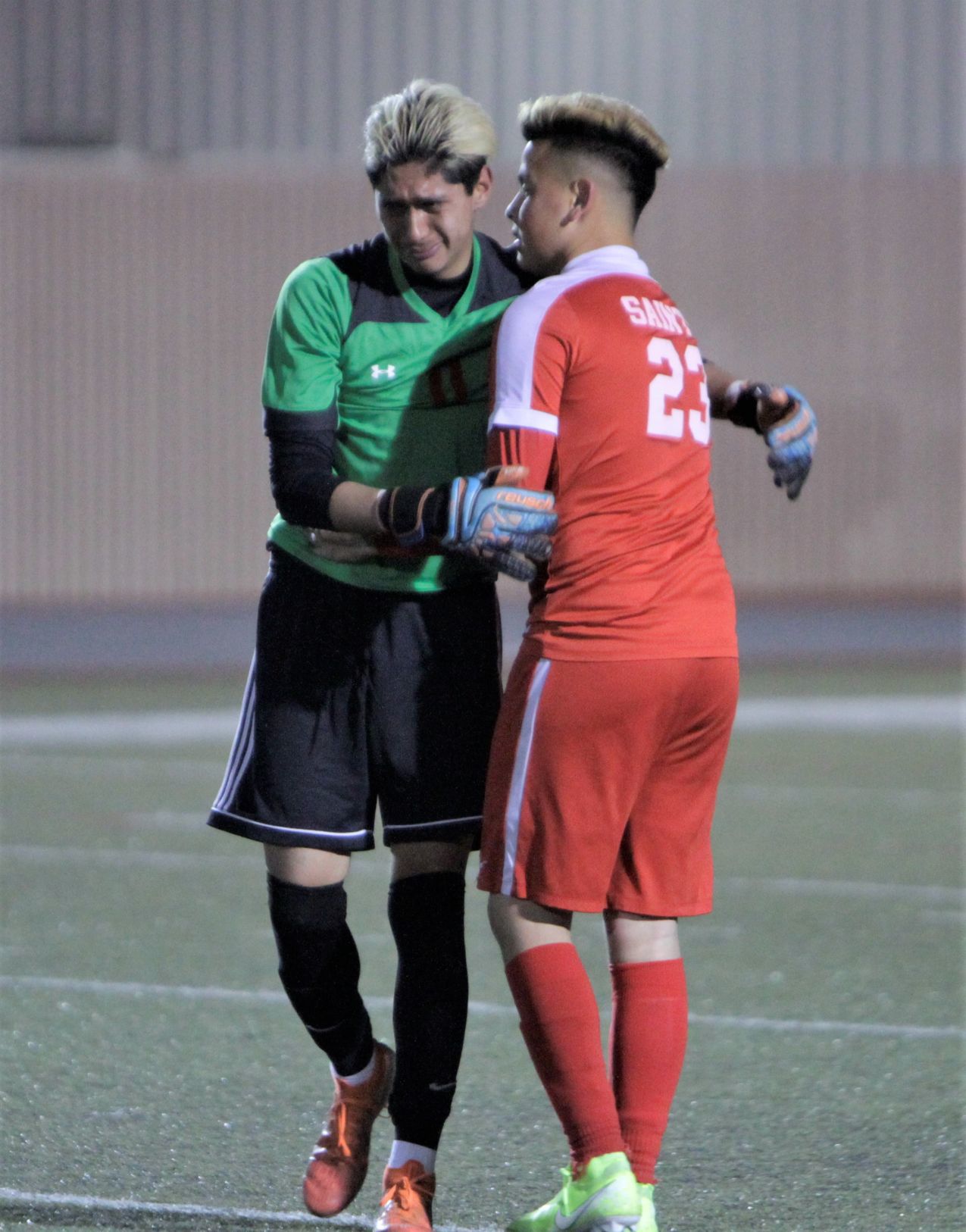 020420SLOSMBSoc01.JPG